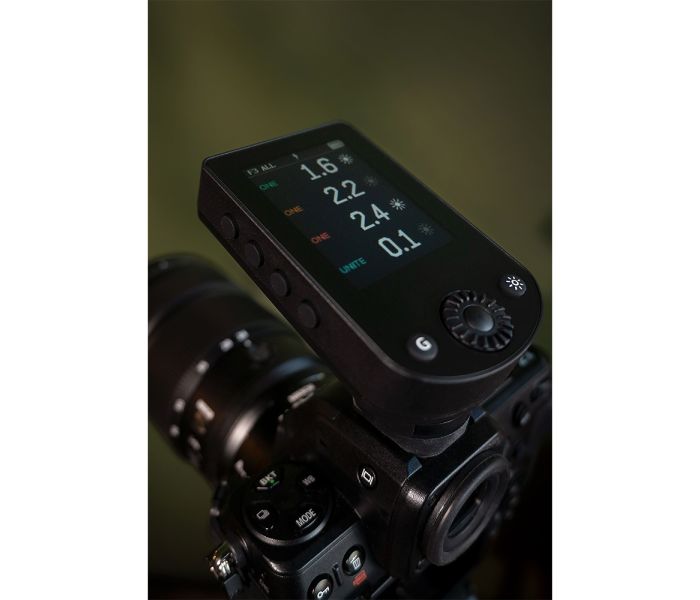 Elinchrom Transmitter Pro X - Sony - ambient lifestyle on camera 