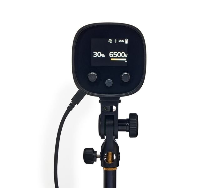 Elinchrom LED 100 C - Dual Head Kit - rear straight on, colour temperature control showing, with power cable inserted 